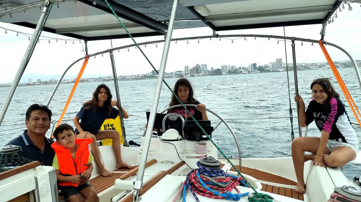 Aprende a navegar en el océano Pacífico