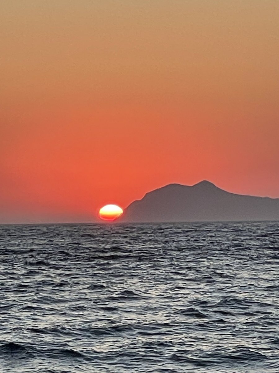 Descubre la belleza del Egeo en un viaje en barco a vela