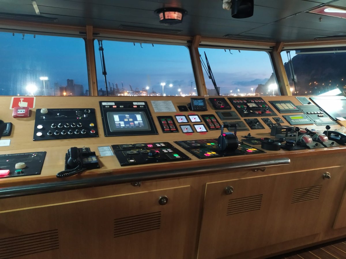 Open sea navigation course