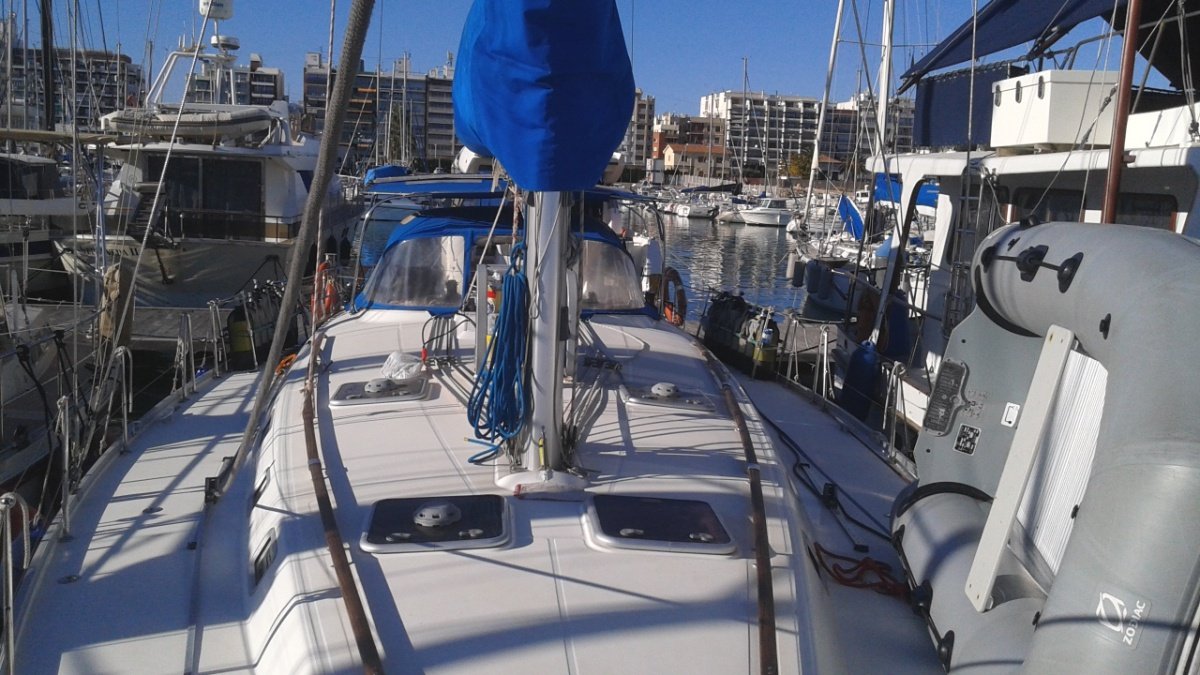 Explore the clear waters of Ibiza and Formentera