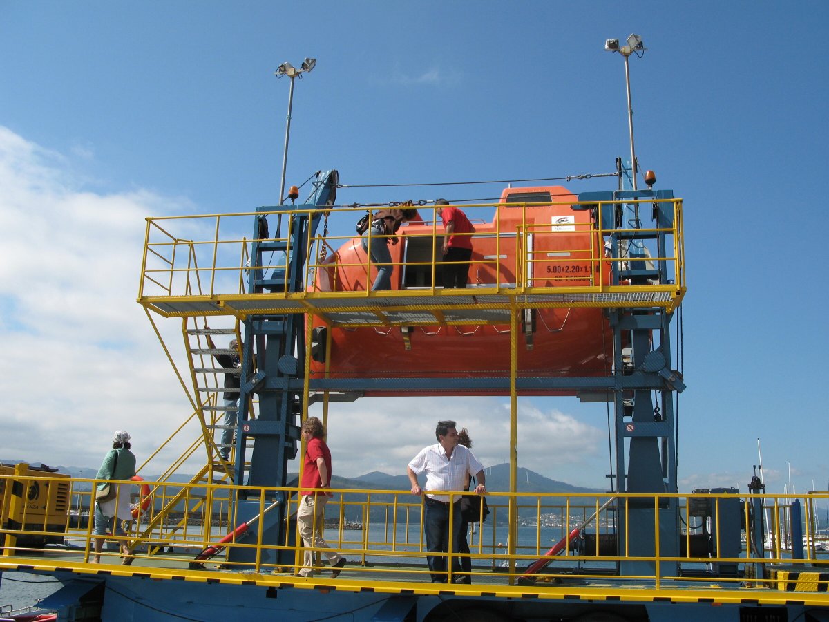 Upgrade course for survival and rescue boats (not fast)