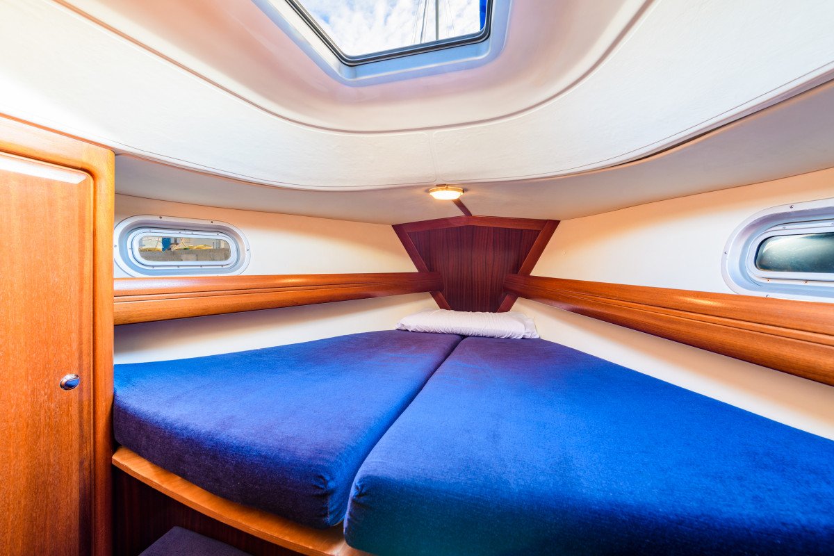 Bavaria Yachts - 1 {{i18n.baths}}