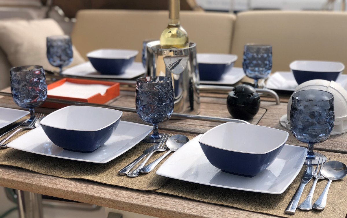 Dufour Yachts - 3 {{i18n.cabins}}