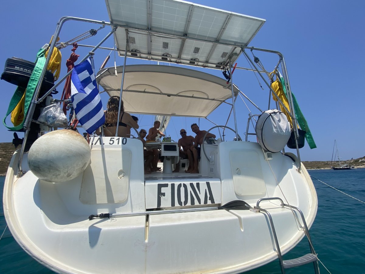 Bénéteau - 9 {{i18n.capacity}}