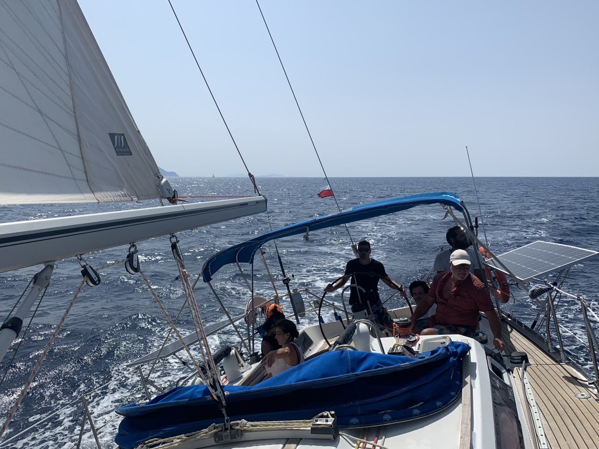 Vela y senderismo en Menorca