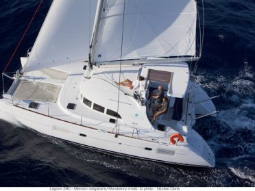 Práctica de habilitación a vela en Marbella