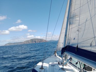 Sailing trips along the Vigo estuary