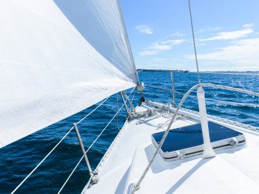 Un día de navegación a vela a la isla de Tabarca