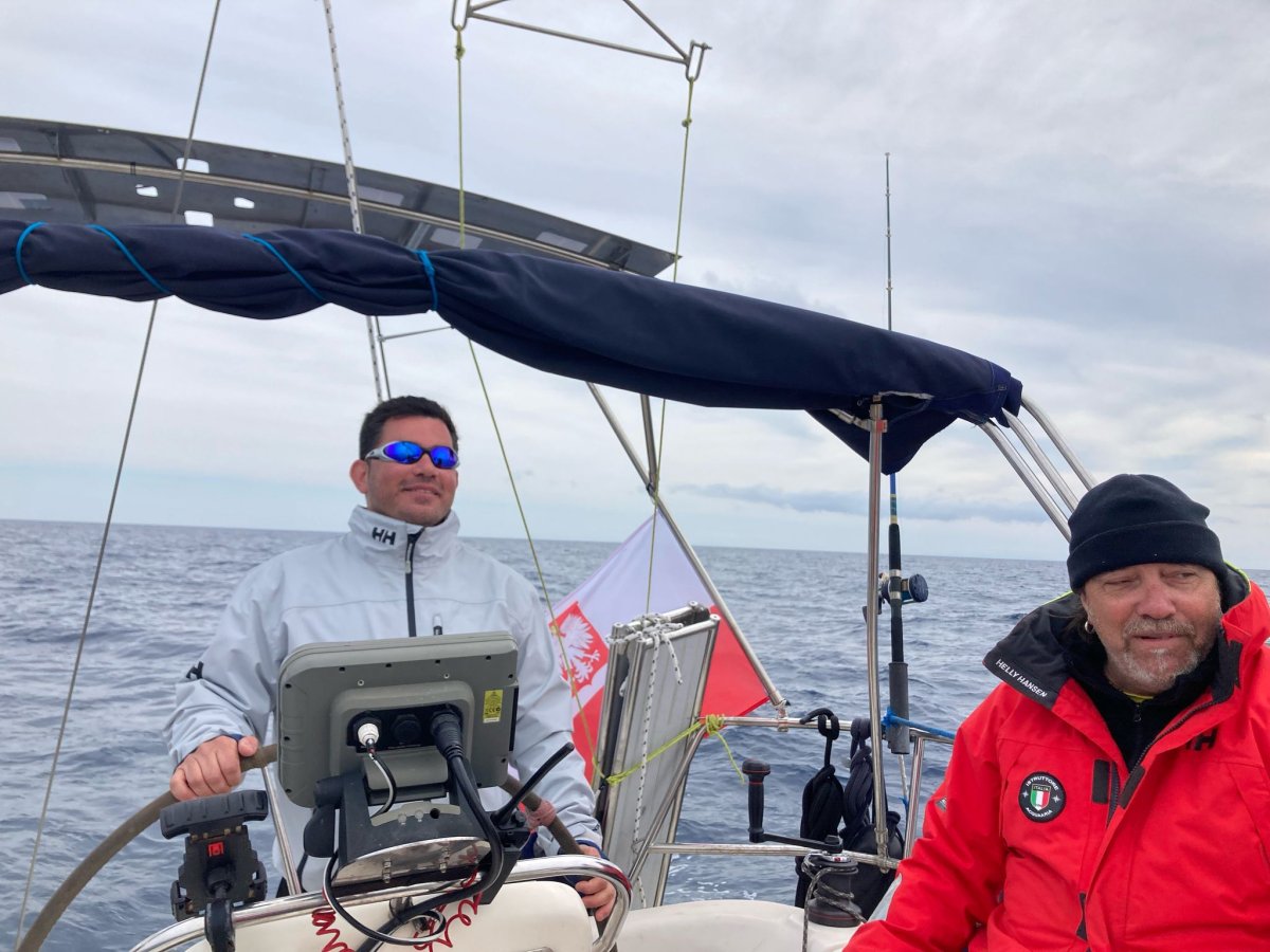 Curso de navegación: Sumérgete en técnicas avanzadas de navegación en barco