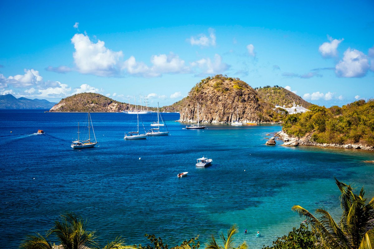 Una semana en un catamarán por las islas de Guadalupe 'todo incluido'