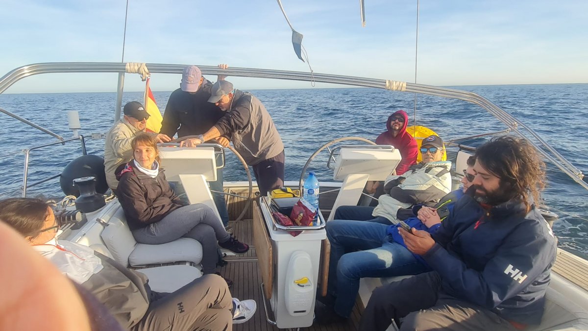 Discover Melilla with a sailing trip