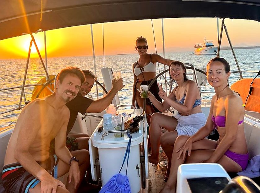 Enjoy a one-week boat trip from Mallorca to Menorca, with a stop at Cabrera archipelago