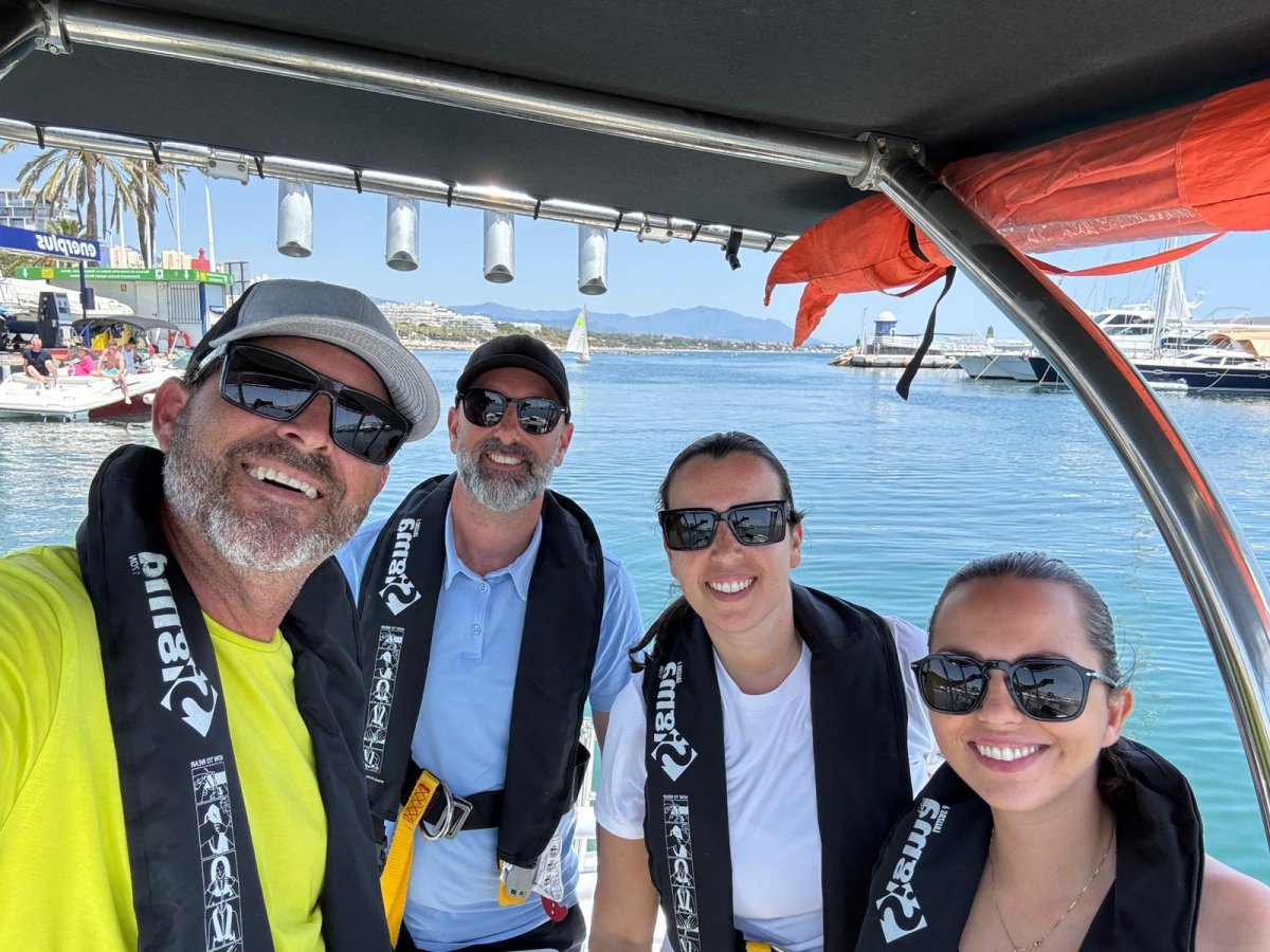 Navega por el Mediterráneo con un curso de nivel 2 en Marbella