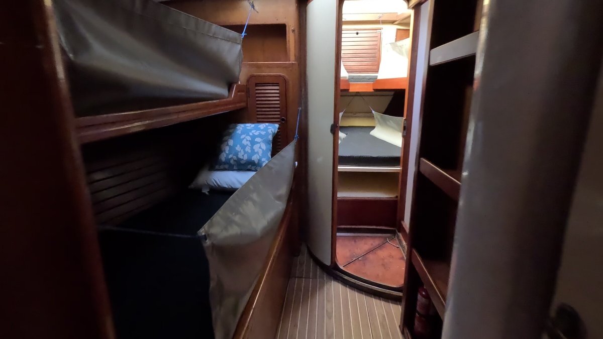 Velero - Astilleros Construcciones One Off - 5 cabinas