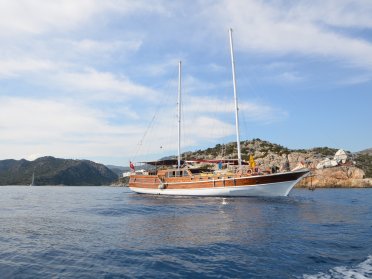 6582a7549936a8.66378247