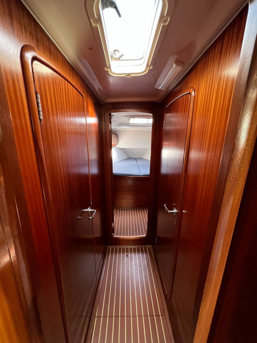 Bavaria Yachts - 2002