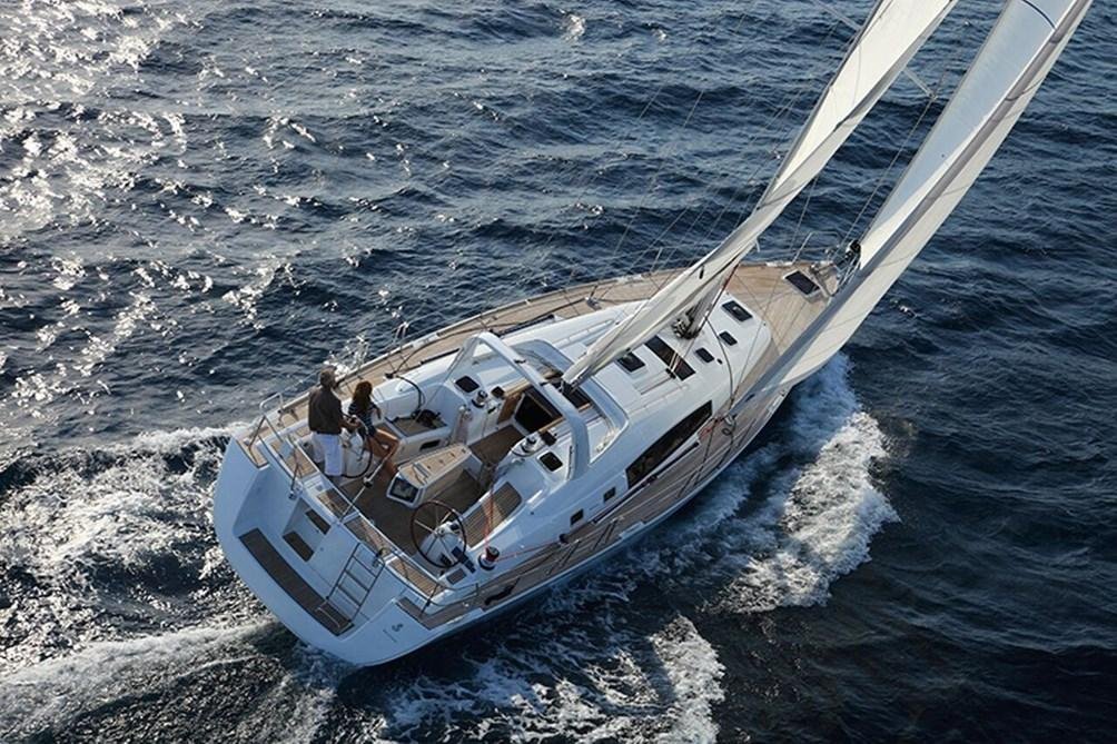 Navega por las costas de Santa Pola con nuestras prácticas de vela