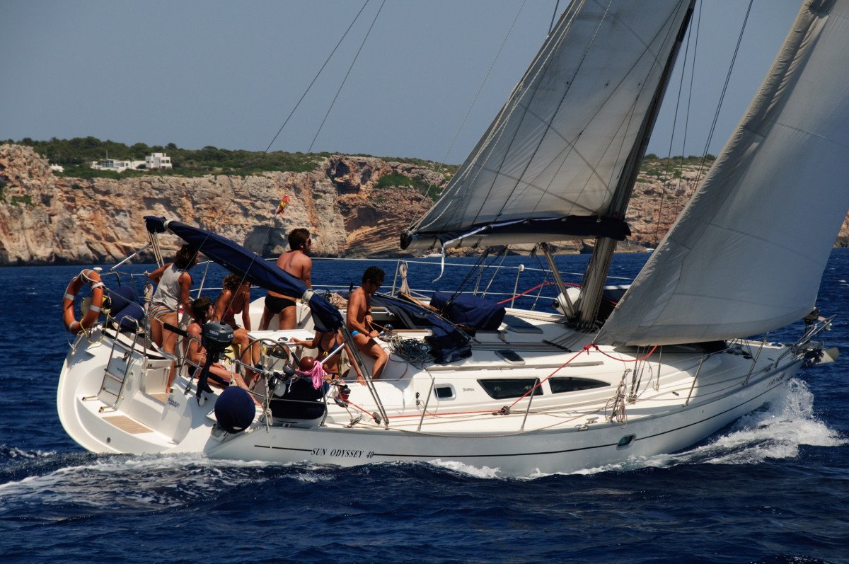 Jeanneau---Sun-Odyssey-40