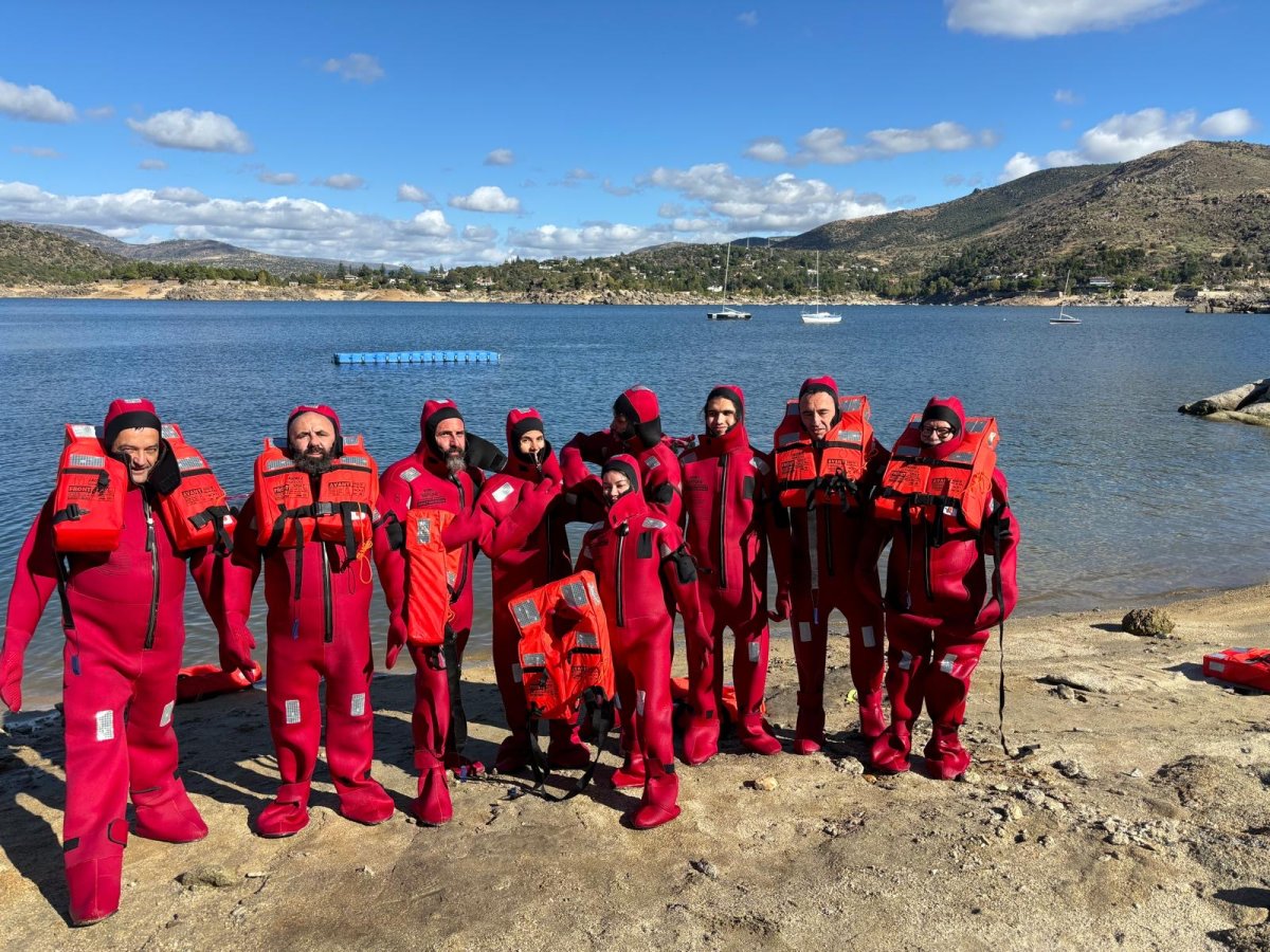 Complete navigation course with professional certificates in Madrid