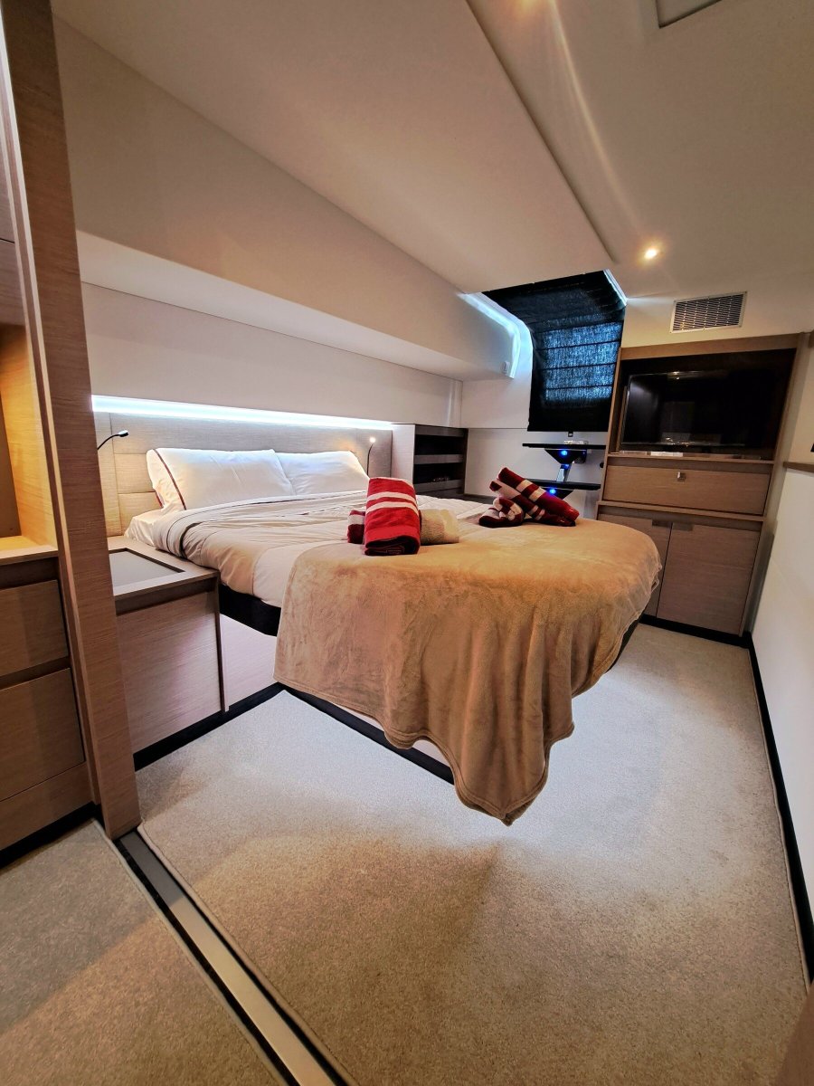 Atlantic Crossing by Catamaran: A Sextant Navigation Experience