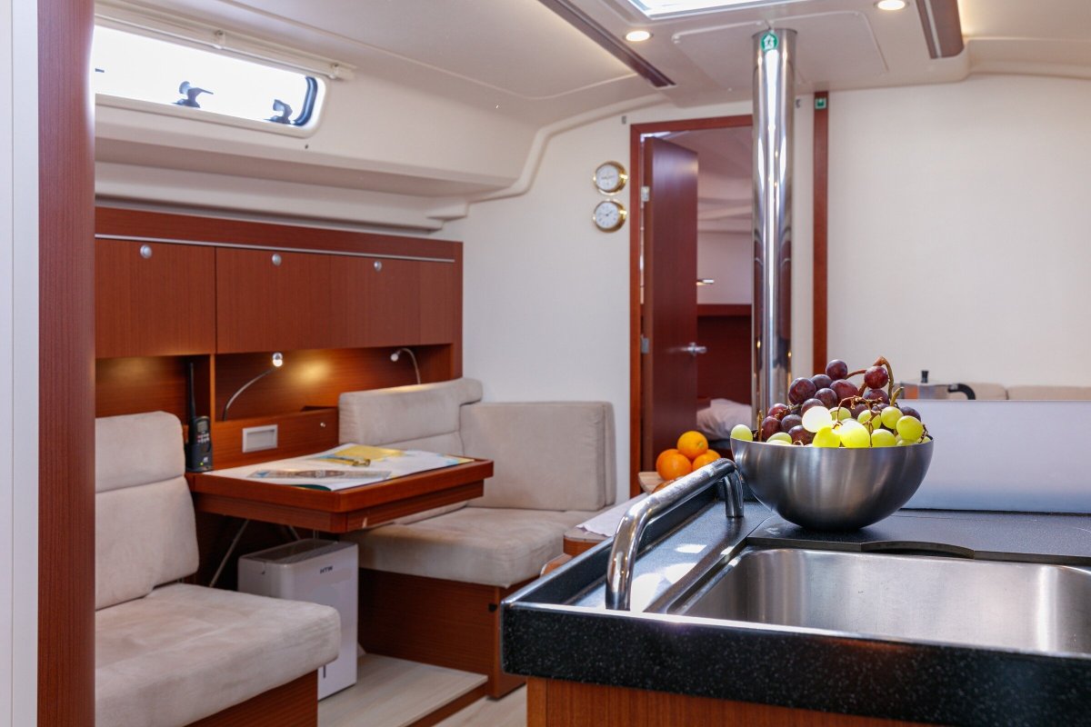 Discover Rías Baixas in a Hanse 415 sailboat.