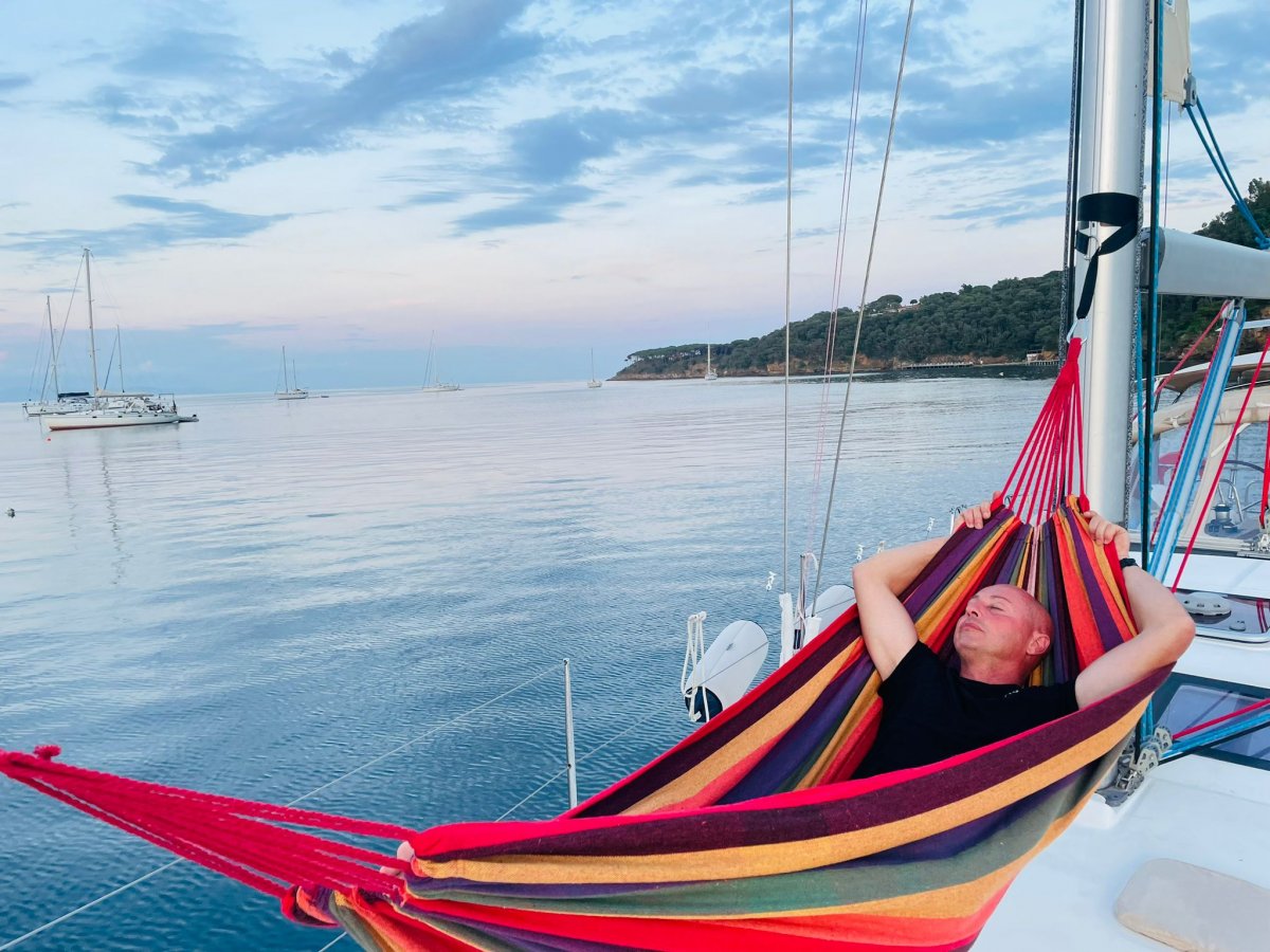 A week of sailing in the crystal-clear waters of Tuscany