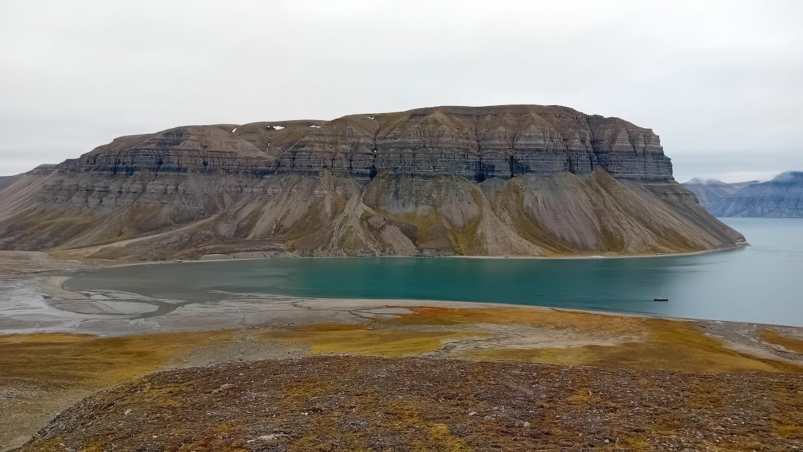 Safari náutico en Svalbard, viaje único