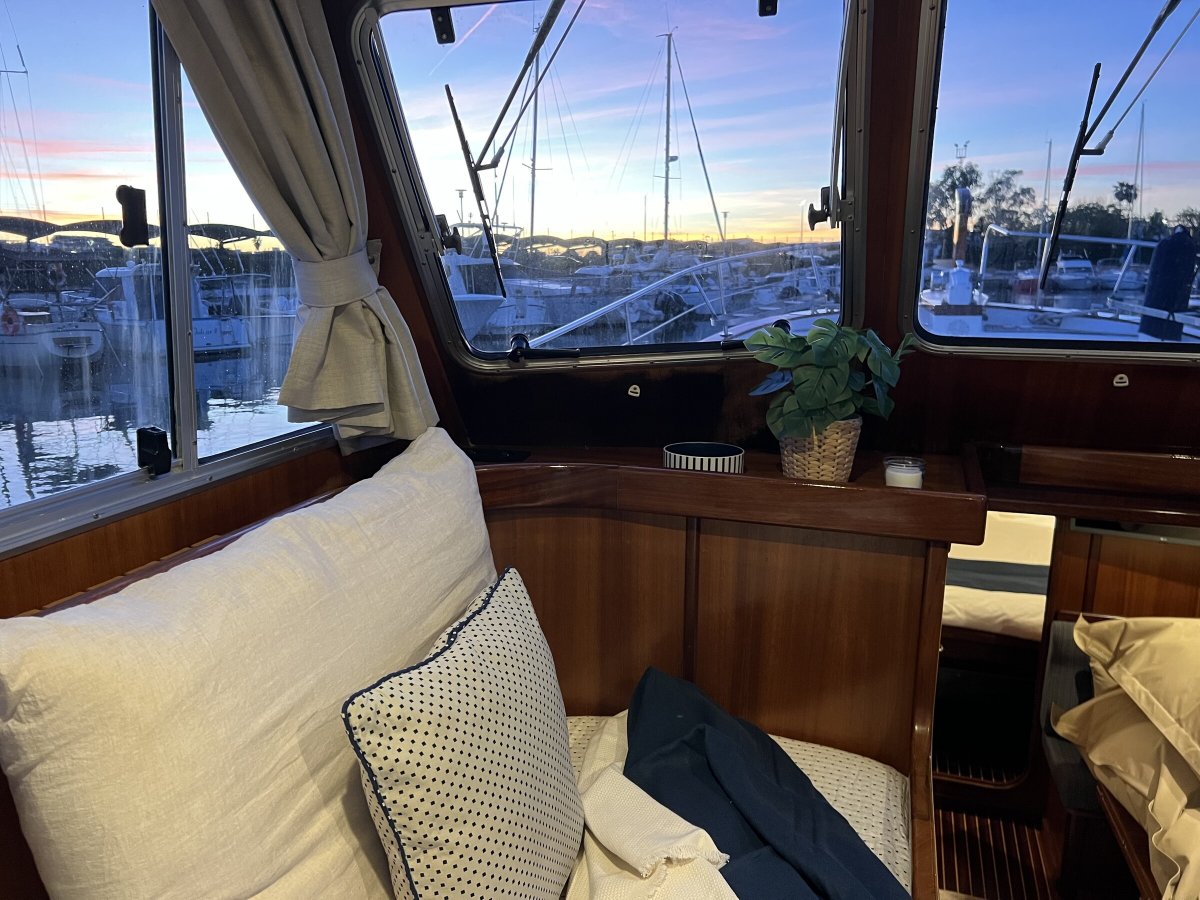 Motorboat - Menorquin Yachts - 10 people