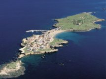 Sailing and anchoring around Alicante in a luxury yacht