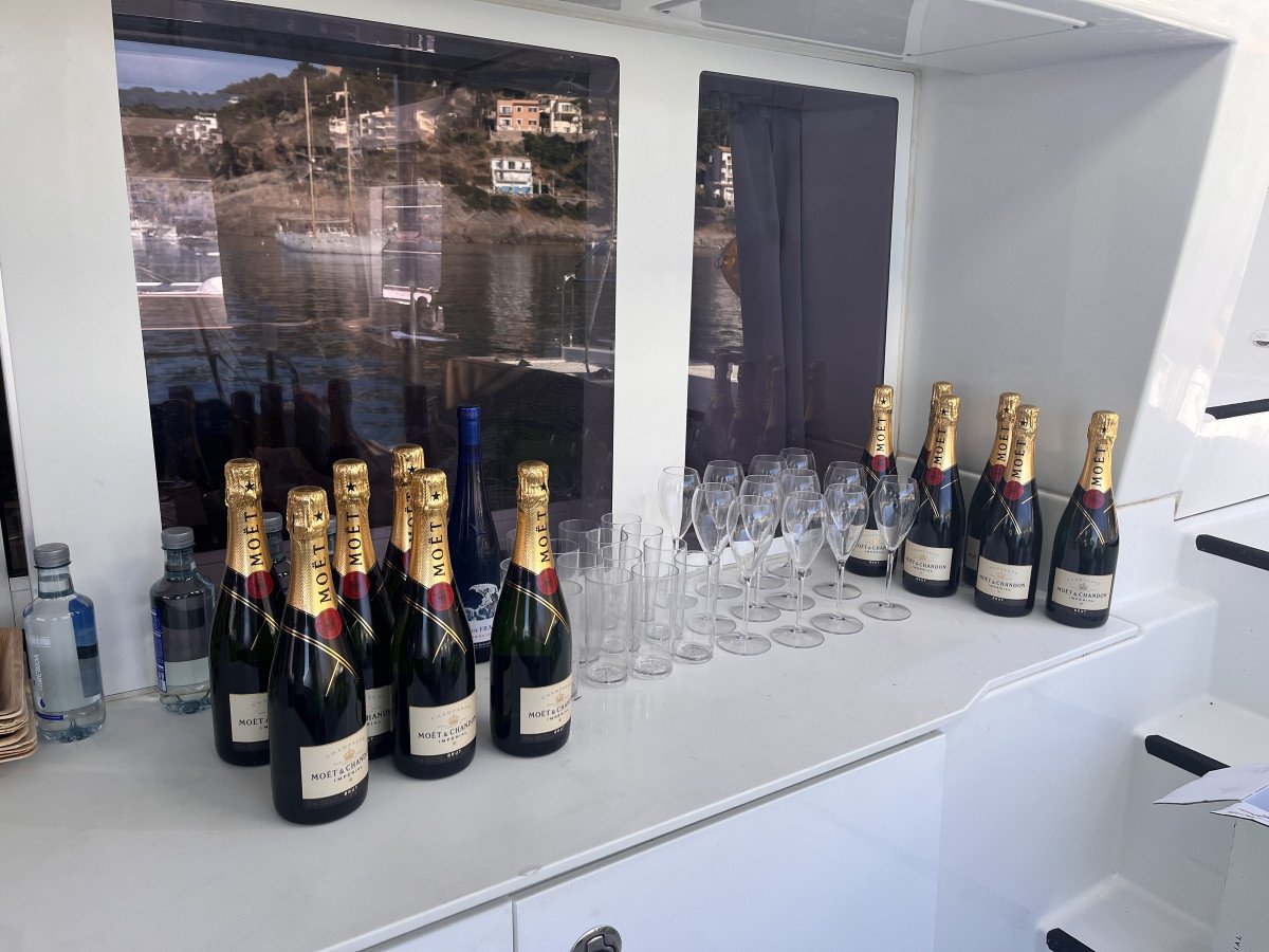 Impara a navigare in un corso di navigazione a Ibiza