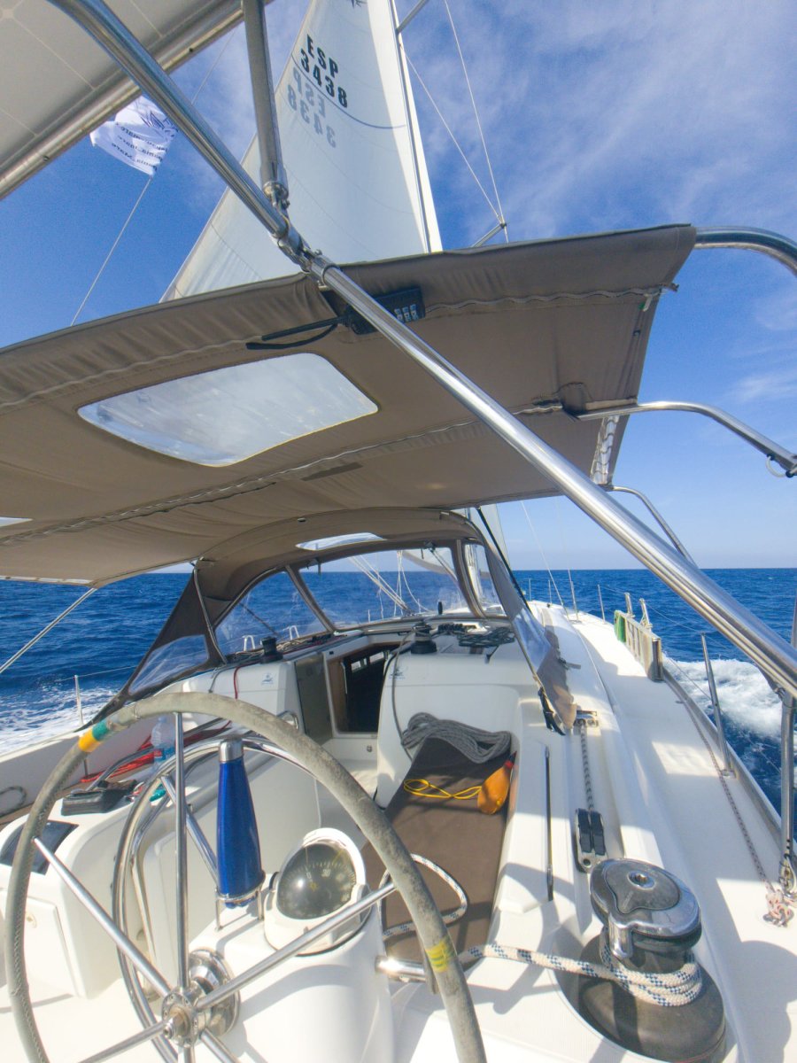 Weekend Nautical Adventure to Cartagena: History and Sea