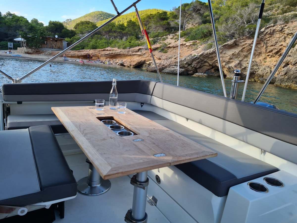 Jeanneau - 9 personas