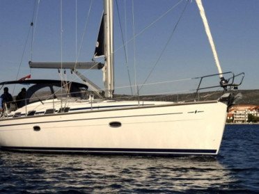 alquiler-velero-barcelona-bavaria-46-cruiser-10