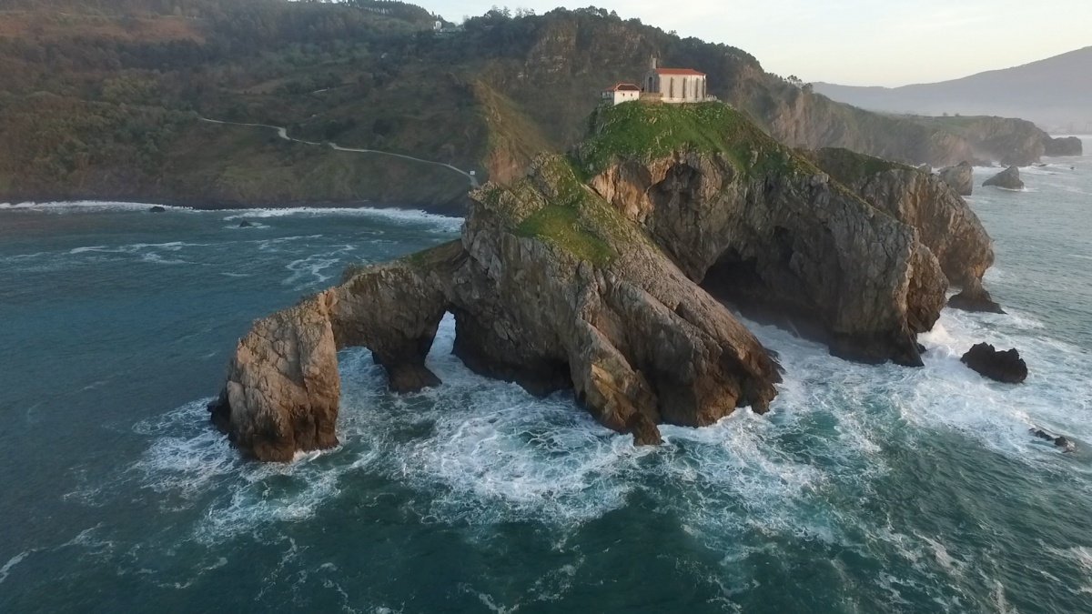 Getxo bay sailboat journey