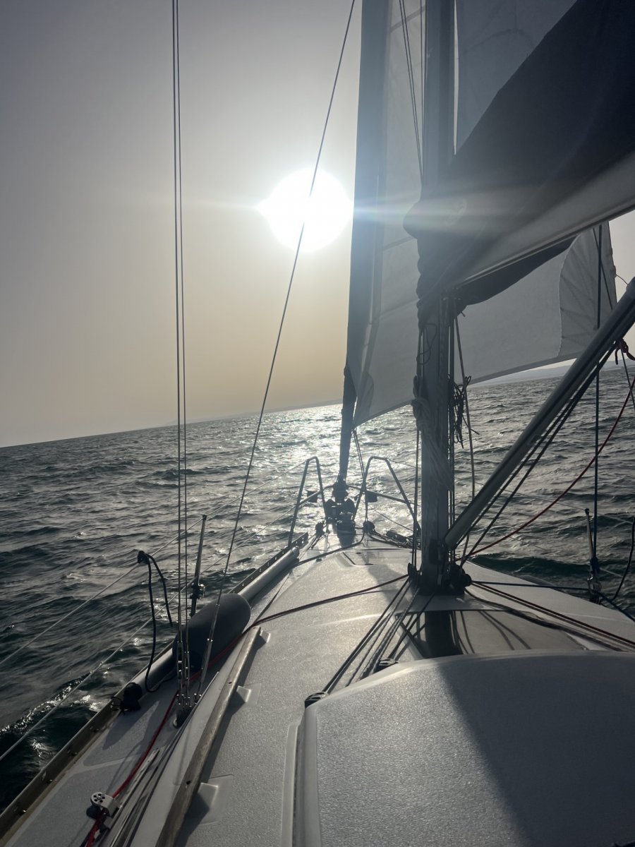 Vela de crucero en Nuevo Portil