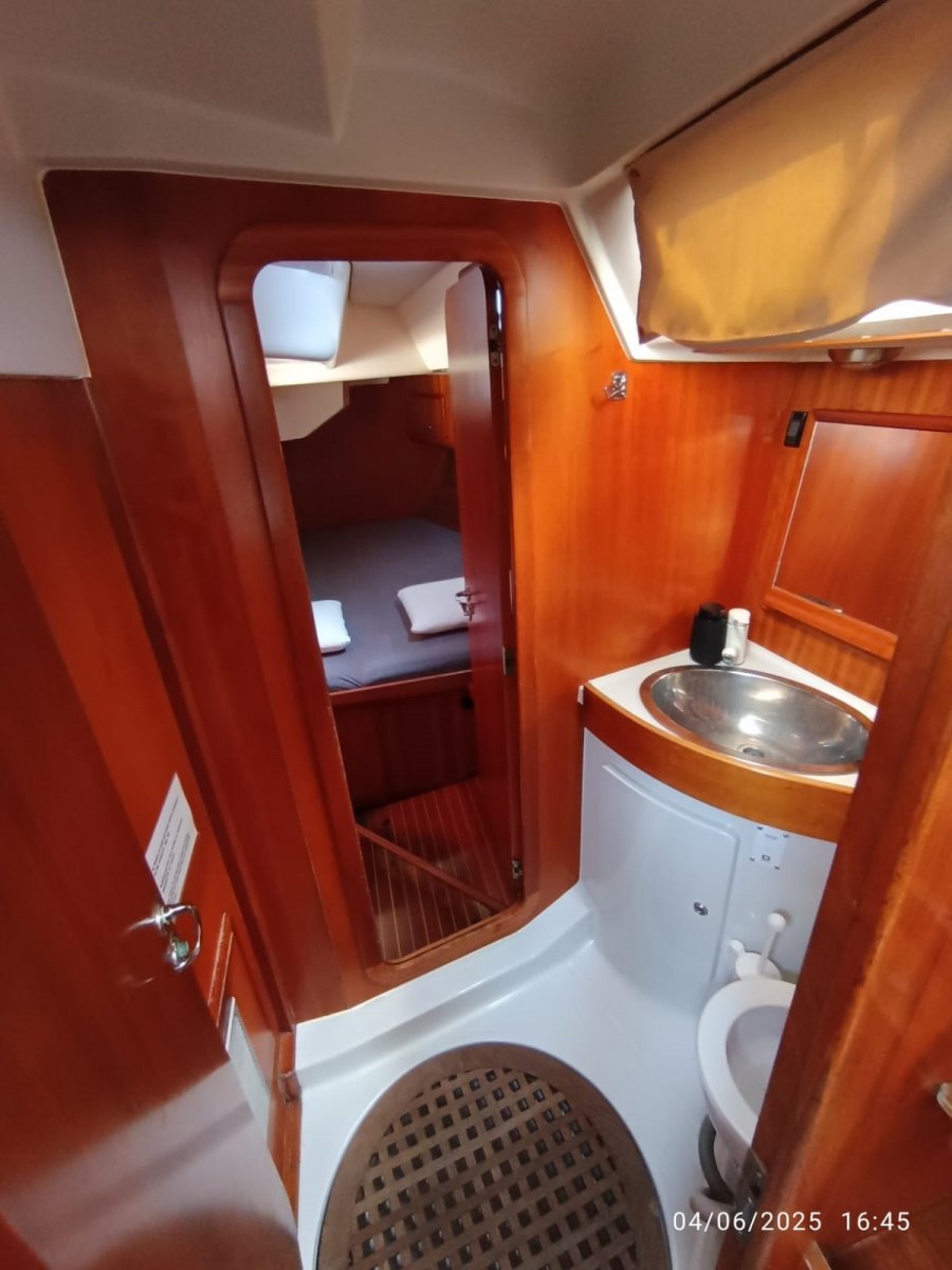 Segelboot - Comar Yachts - 10 {{i18n.capacity}}