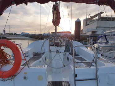 Prácticas de Seguridad y Navegación PER en Cádiz