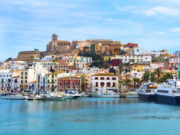 Flotilla holiday through the coves of Ibiza and Formentera