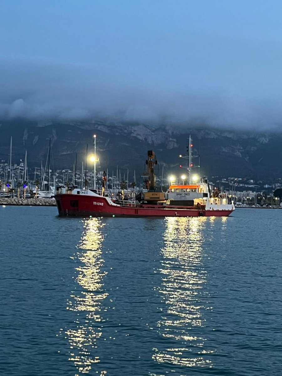 Mediterranean boat sailing experience