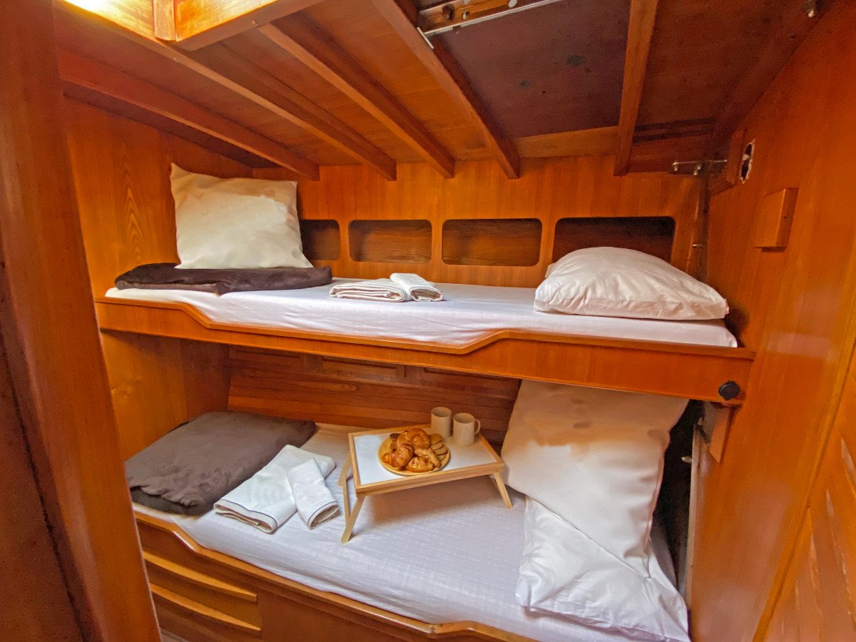 Aprender a navegar con las prácticas de motor PER en Valencia - Destinos turísticos en la costa