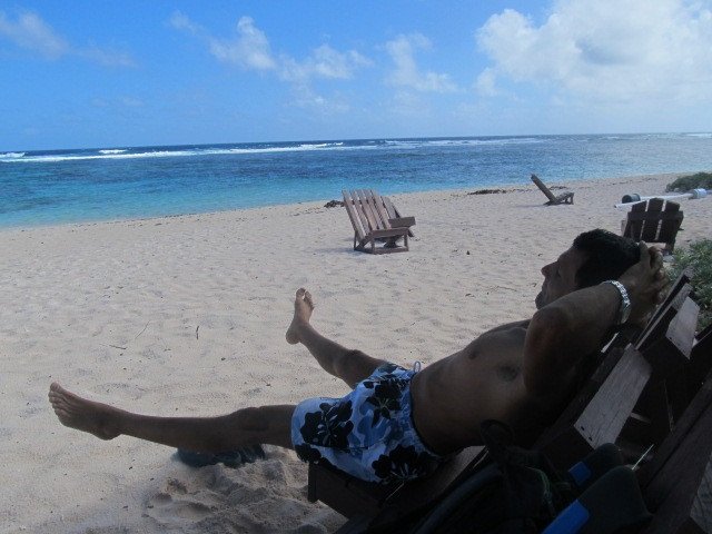 Segeln durch Sonne und Meer