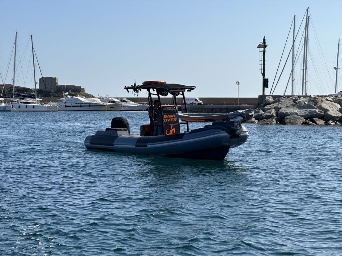 Motorboat - AB yachts - 7.8 meters