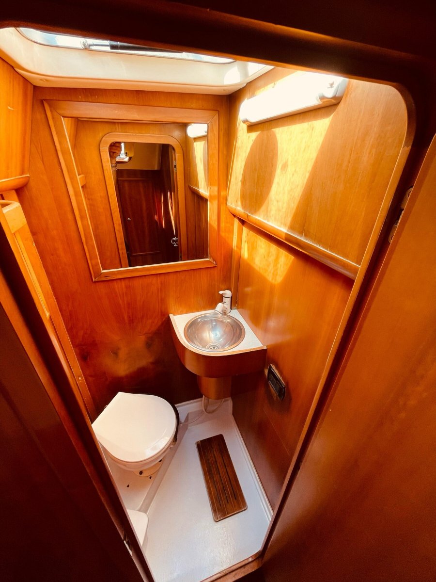 Sailboat - Comar Yachts - 5 cabins