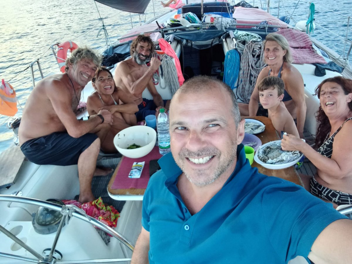 Viaggio in barca tra Flegree e Pontine