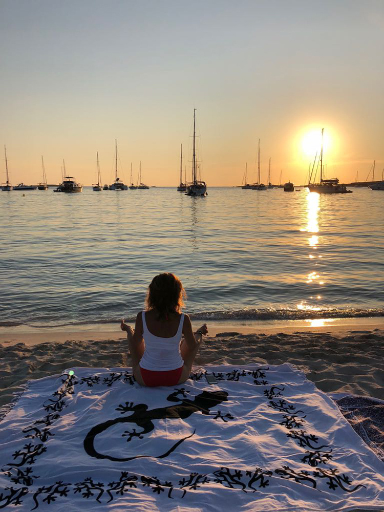 Curso de navegación cerca de Ibiza