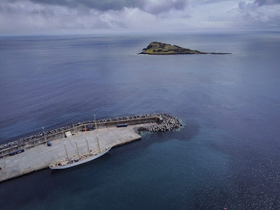 d9fbd5ed-fe3c-4ebc-9cac-d32ce1f12b4a