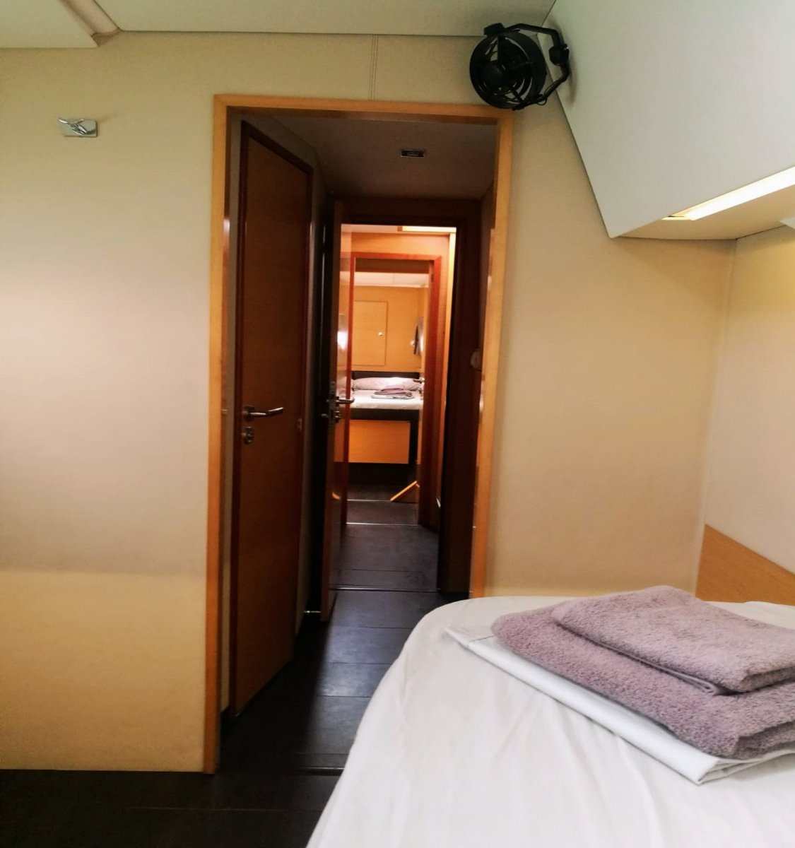 Catamarán - Fountaine - Helia 44