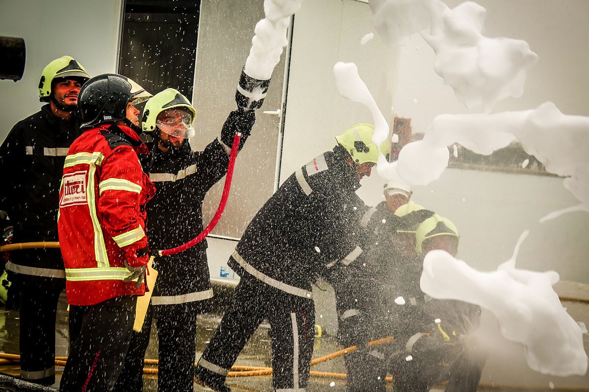 Formazione sull'estinzione degli incendi a Málaga