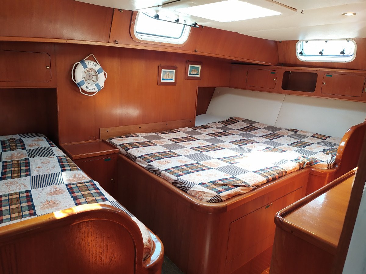 Corso di vela nelle isole Egadi di Sicilia