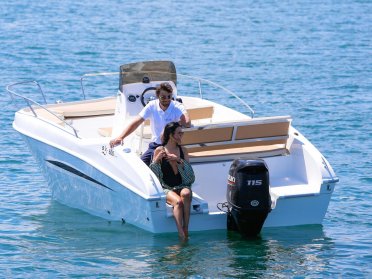 Noleggio barche Astilux a Torrevieja